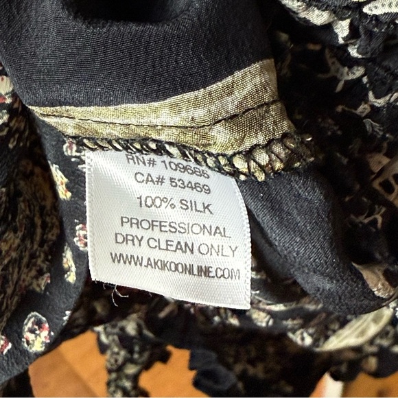 Akiko 100% Silk Peasant Blouse Size M - Picture 8 of 8